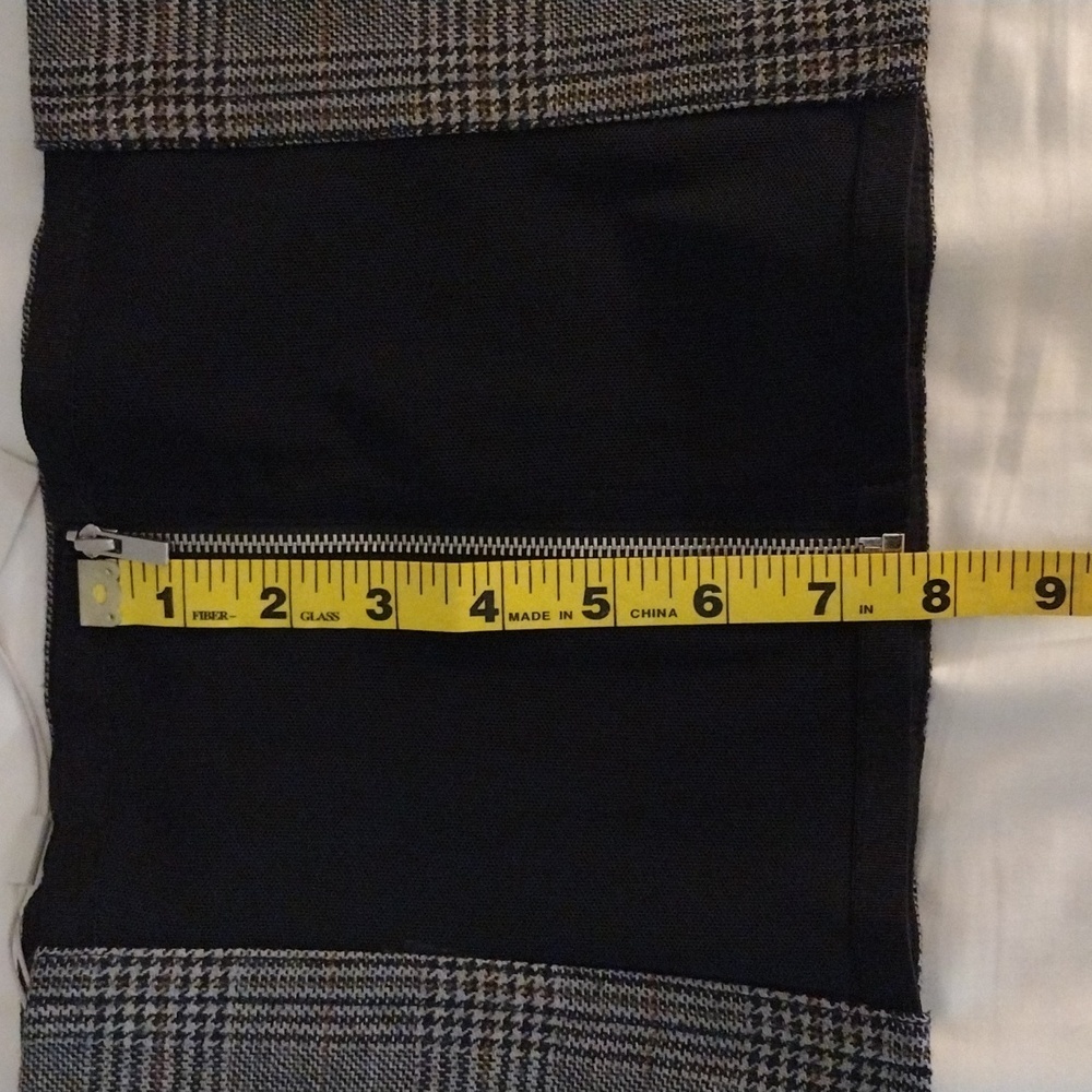 Tibi **NWT** Chester Checked Wool Corset. Size 12. - Picture 9 of 10